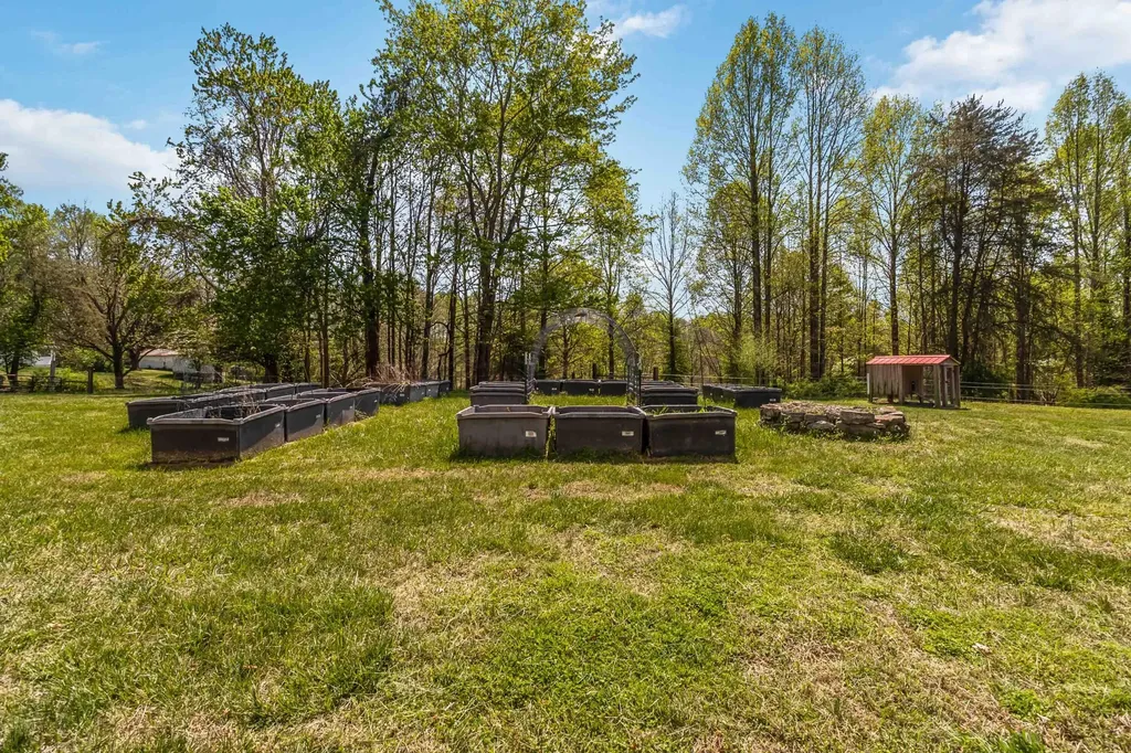 1077 Sims Ridge Road Kings Mountain KY 40442