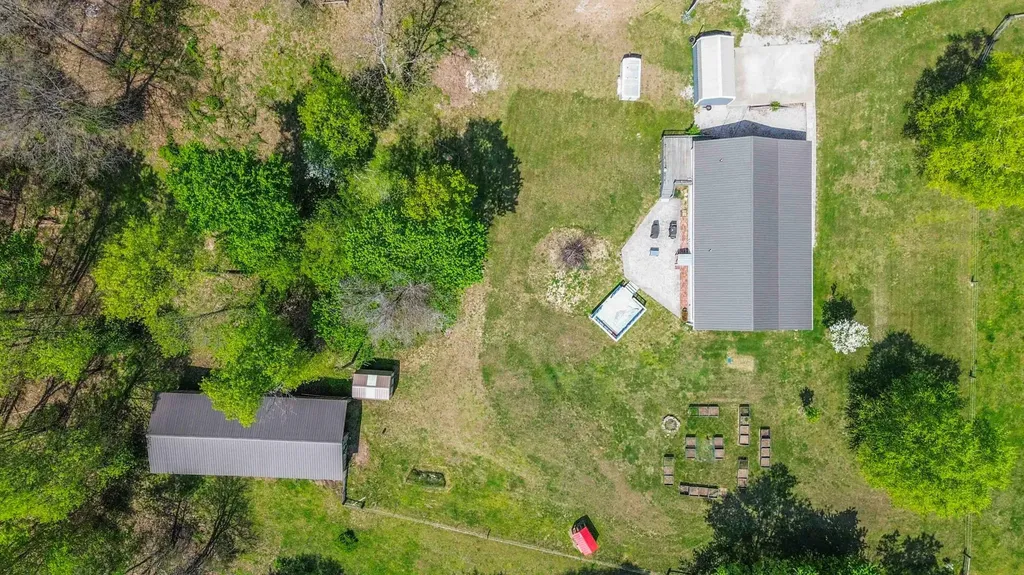 1077 Sims Ridge Road Kings Mountain KY 40442