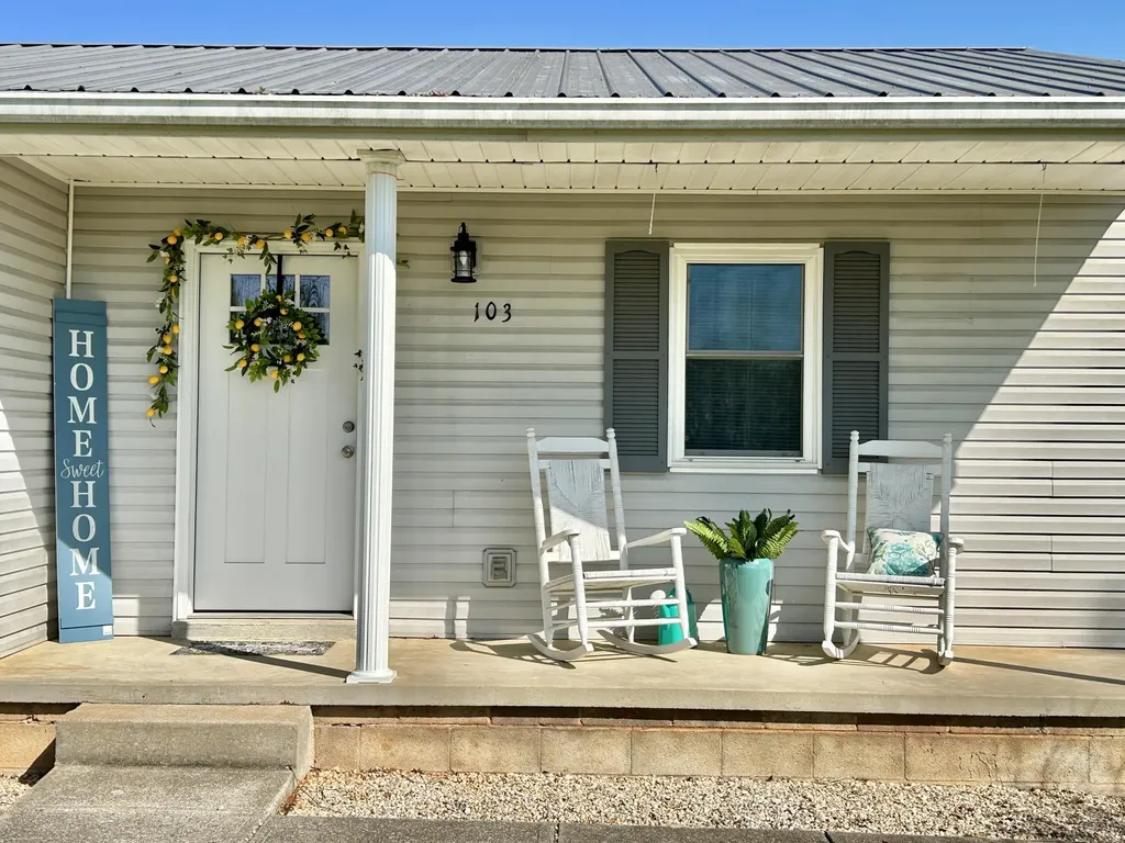 103 Harvey Avenue Somerset KY 42501