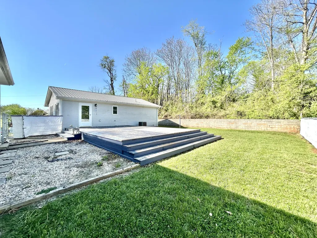 103 Harvey Avenue Somerset KY 42501