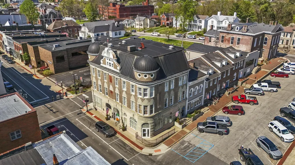 339 Main Street Paris KY 40361