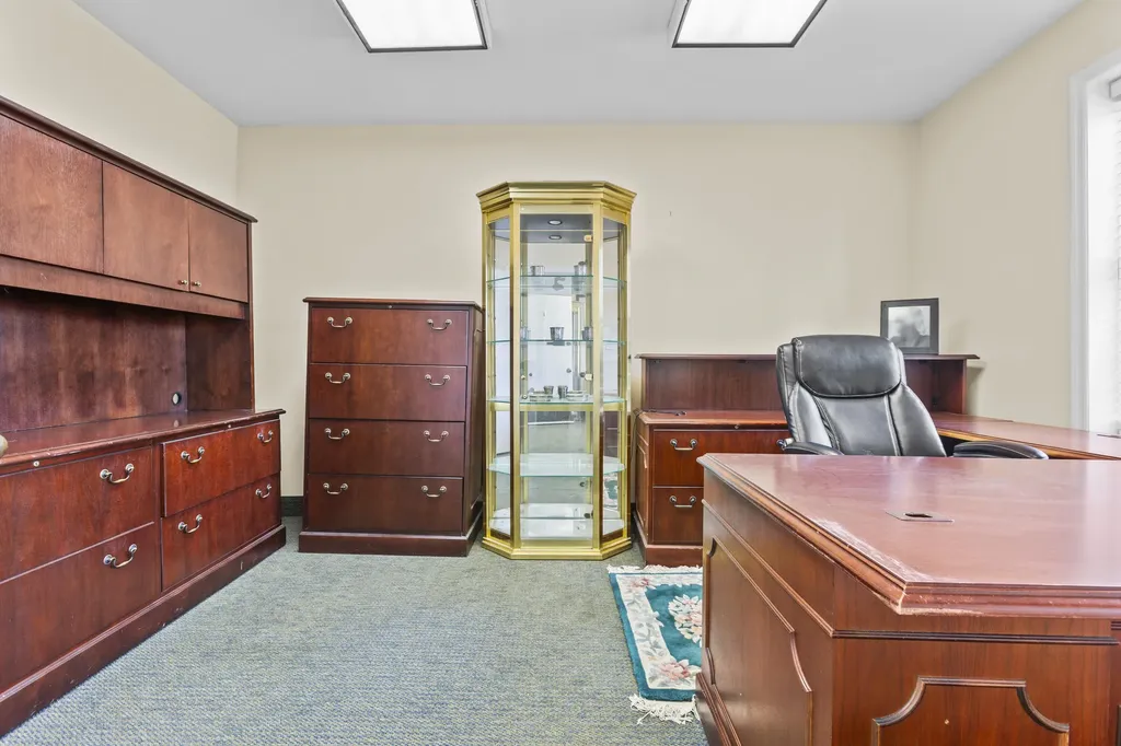 339 Main Street Paris KY 40361