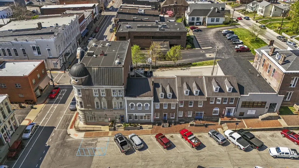 339 Main Street Paris KY 40361