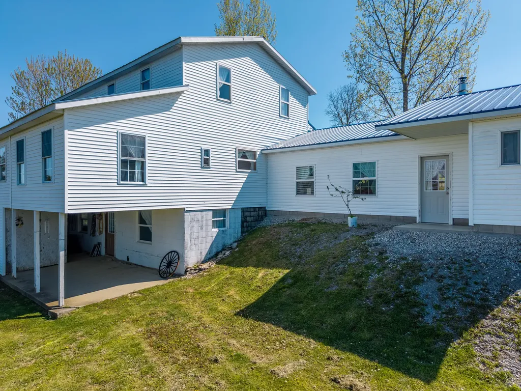 608 Saunders Lane Hillsboro KY 41049