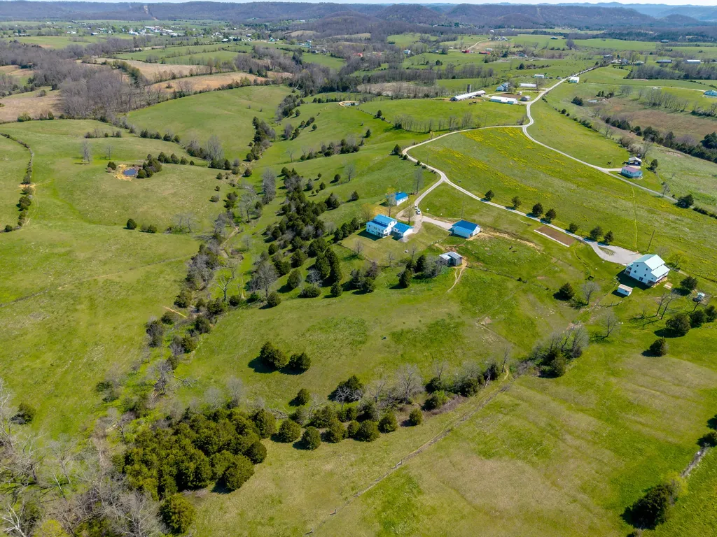 608 Saunders Lane Hillsboro KY 41049