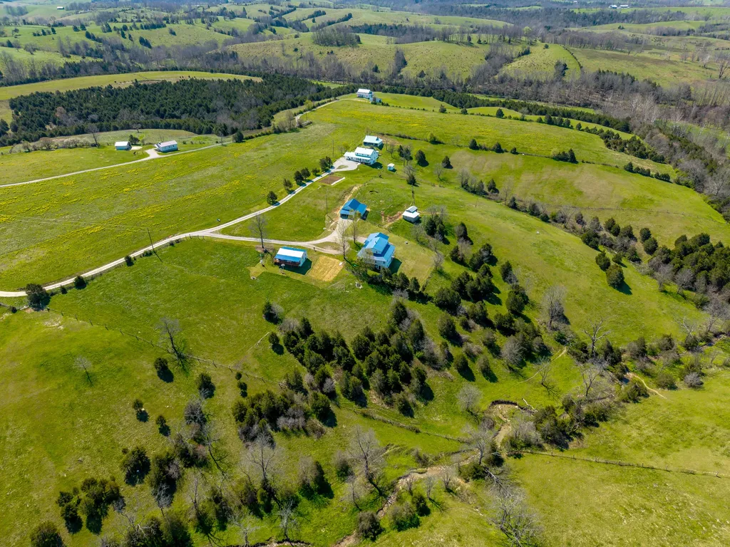 608 Saunders Lane Hillsboro KY 41049