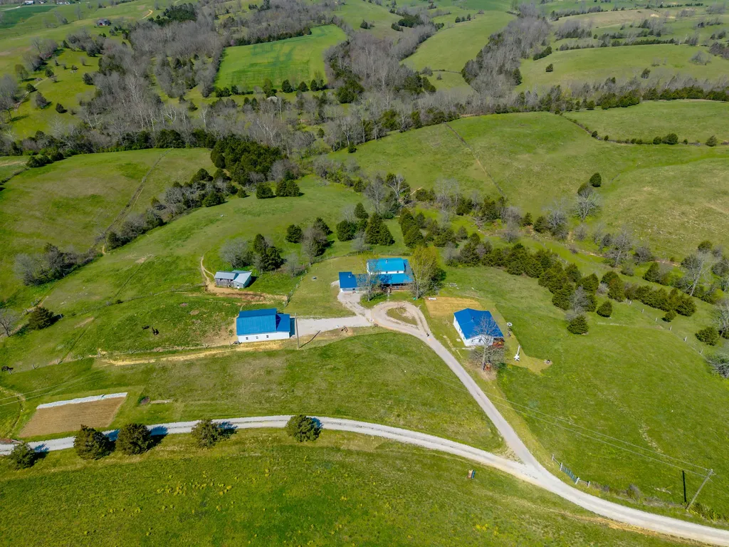 608 Saunders Lane Hillsboro KY 41049