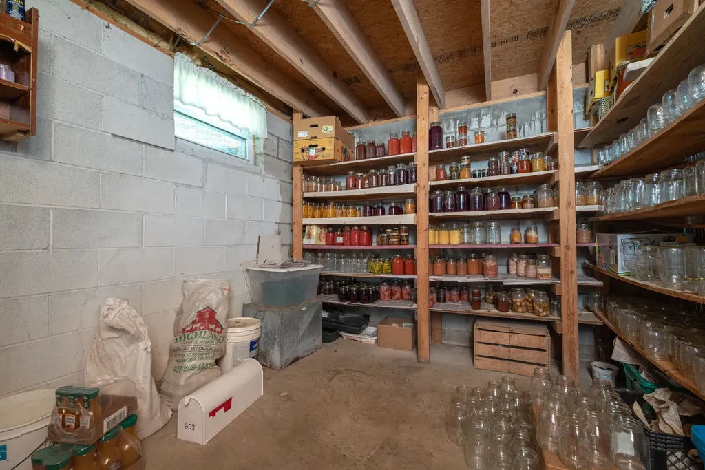 608 Saunders Lane Hillsboro KY 41049
