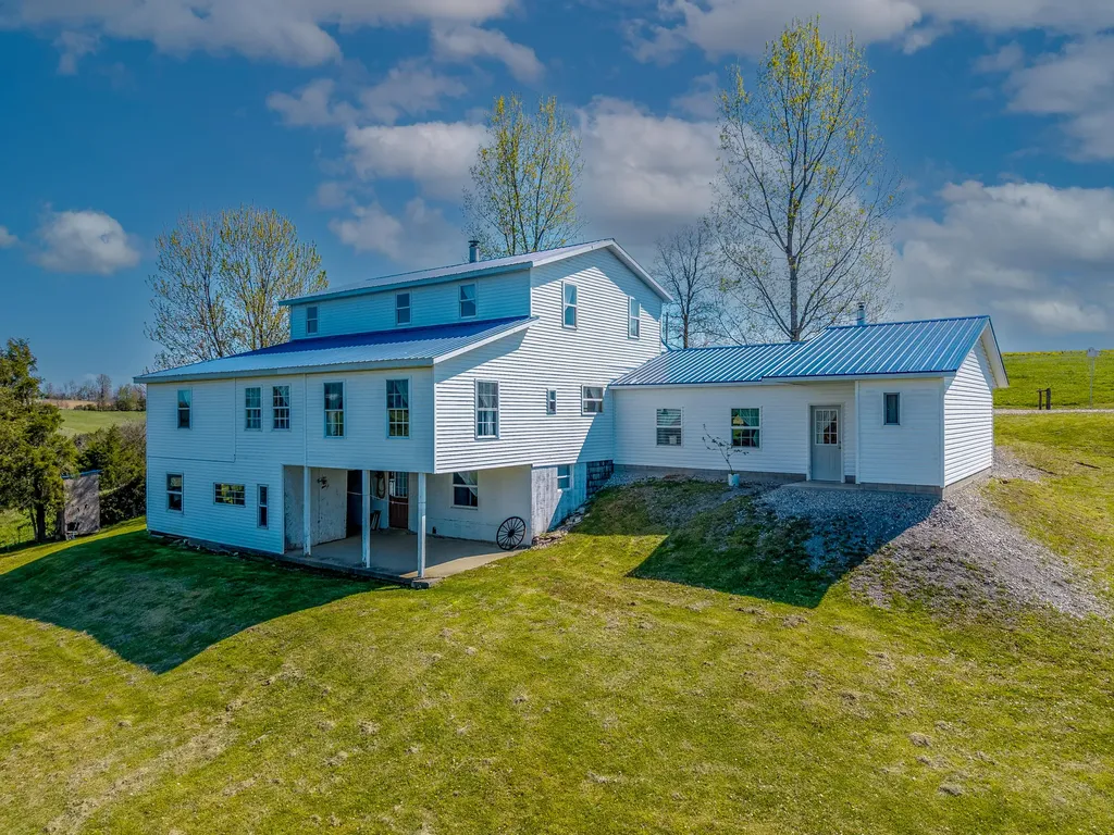 608 Saunders Lane Hillsboro KY 41049
