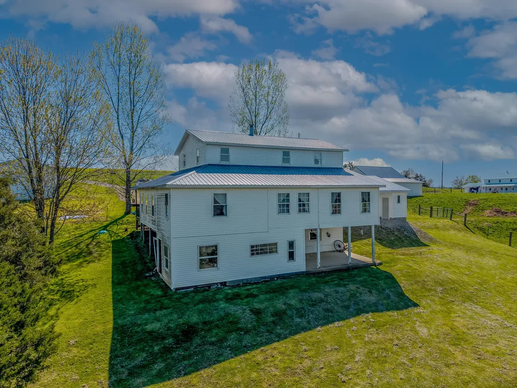 608 Saunders Lane Hillsboro KY 41049