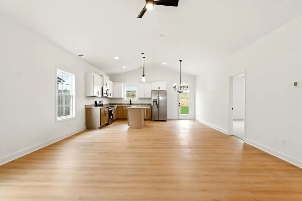 4120 Meadowlark Road Lexington KY 40509