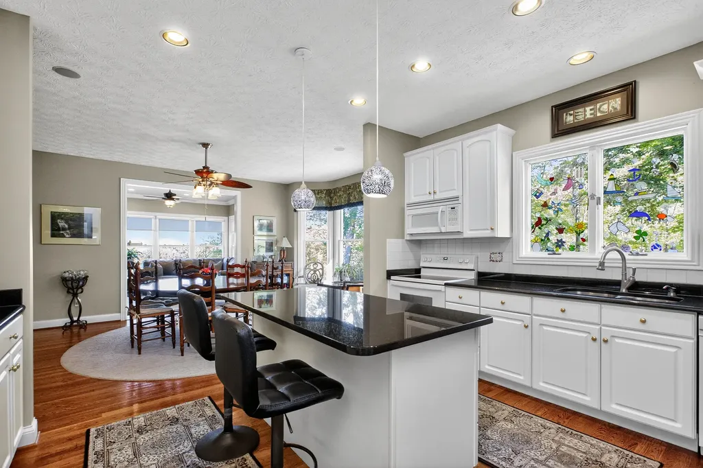 910 Hunter Drive Lancaster KY 40444