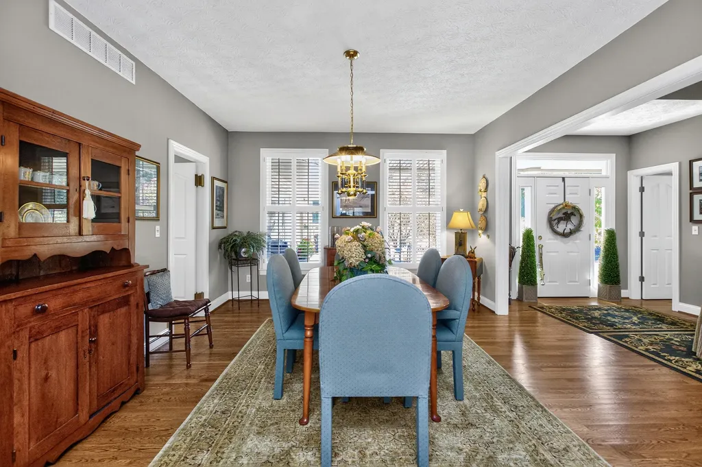 910 Hunter Drive Lancaster KY 40444