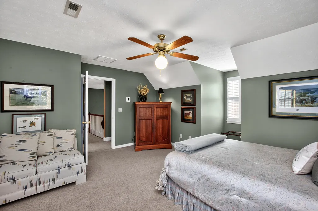 910 Hunter Drive Lancaster KY 40444