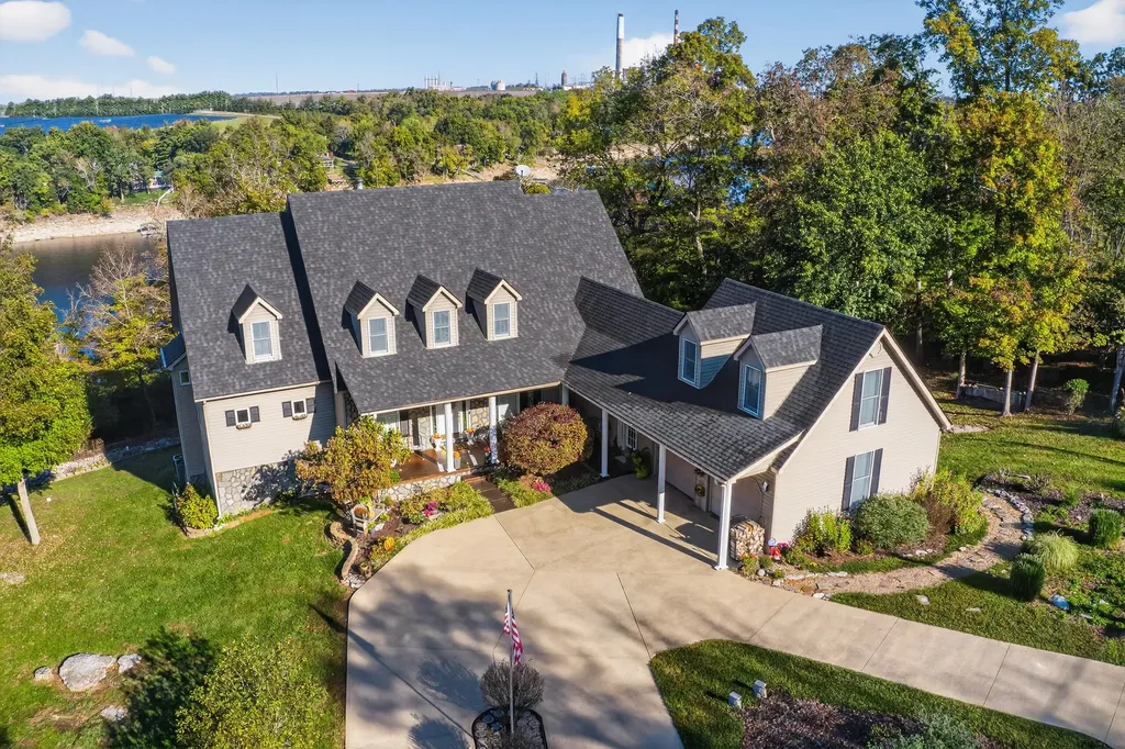 910 Hunter Drive Lancaster KY 40444