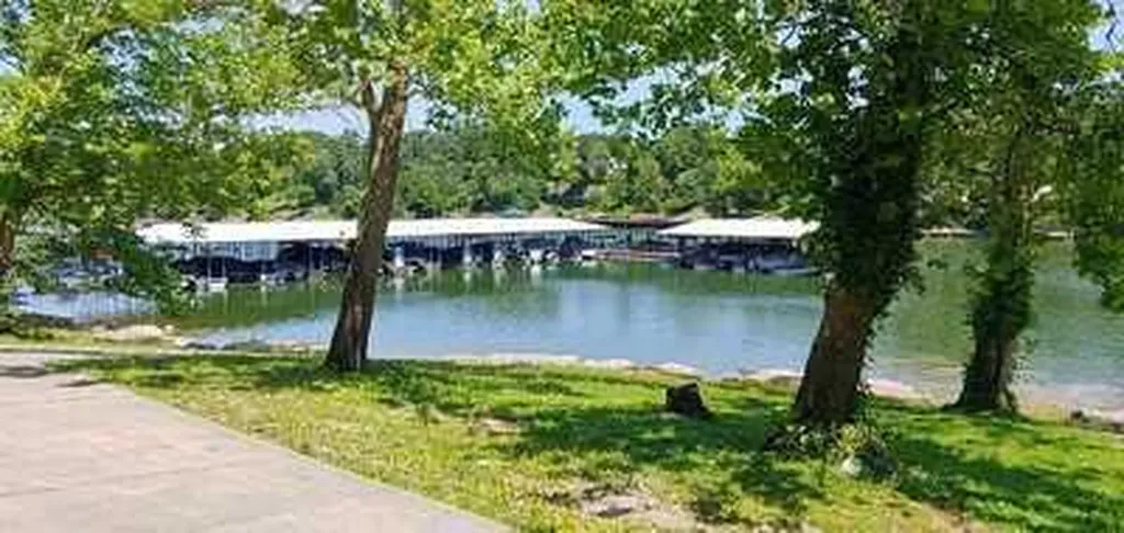 910 Hunter Drive Lancaster KY 40444