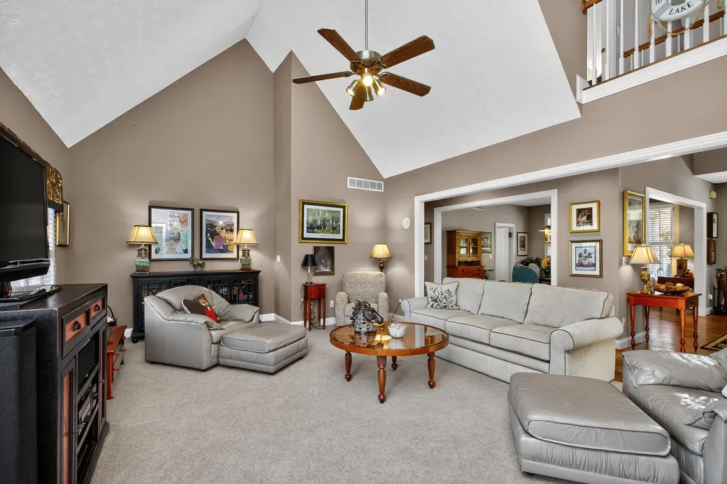 910 Hunter Drive Lancaster KY 40444
