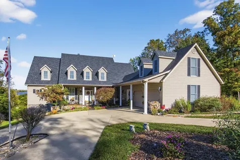 910 Hunter Drive Lancaster KY 40444