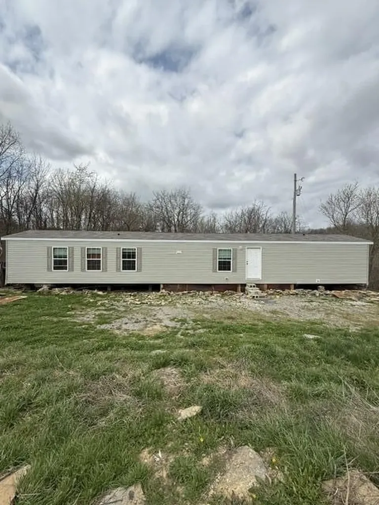 1223 Glass Pike Stamping Ground KY 40379