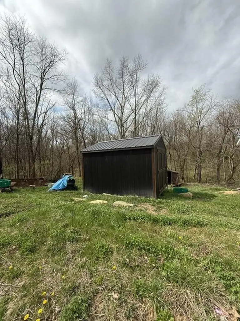 1223 Glass Pike Stamping Ground KY 40379