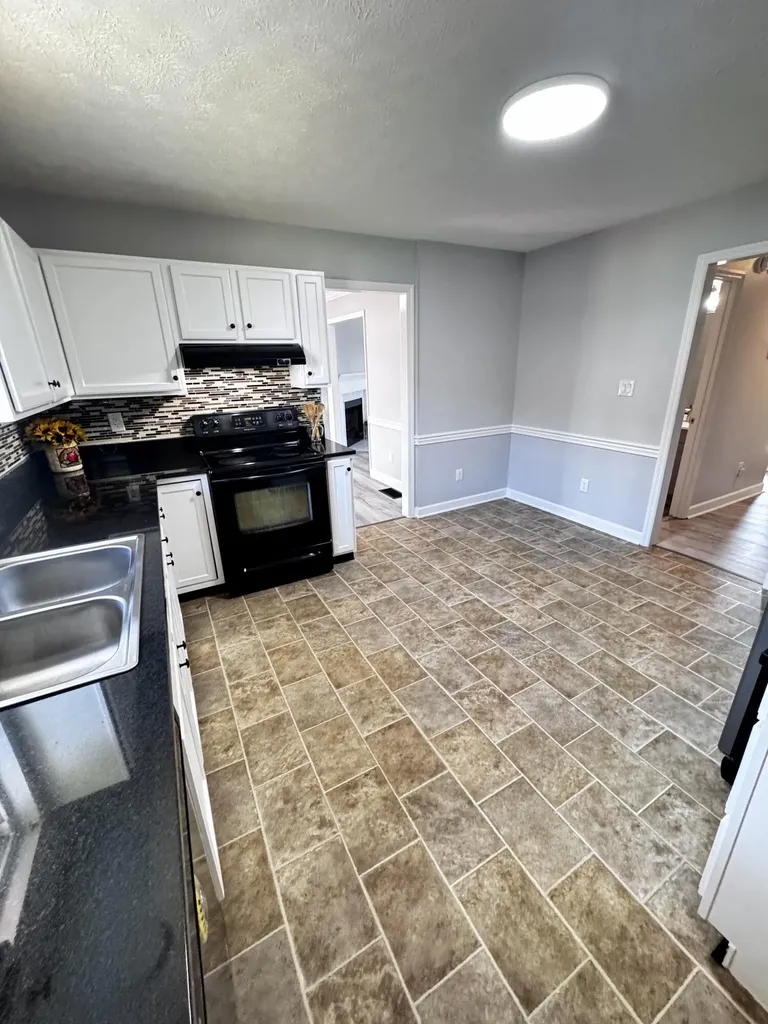 2469 English Station Drive Lexington KY 40514