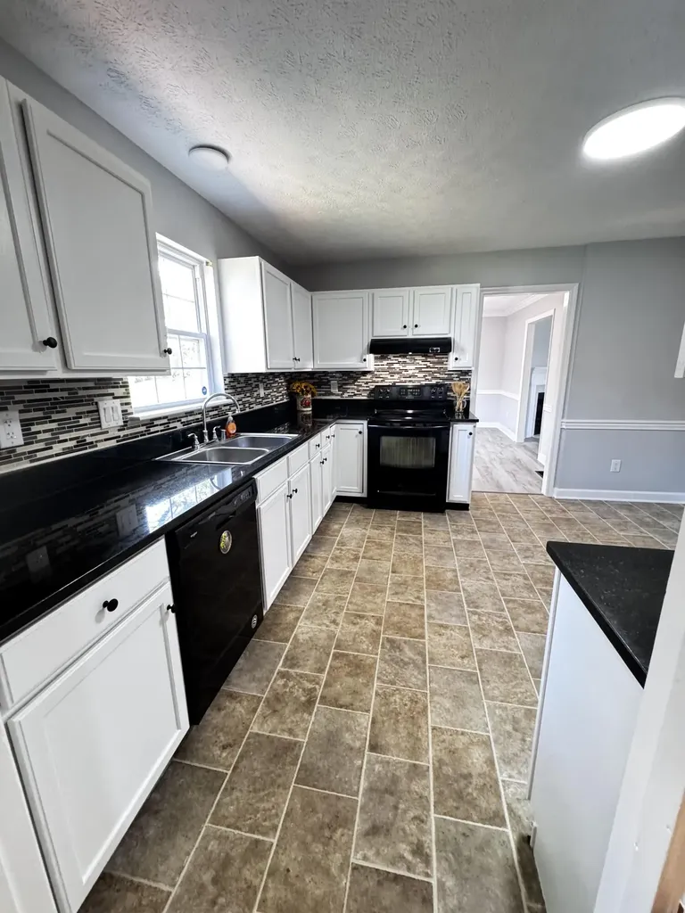 2469 English Station Drive Lexington KY 40514