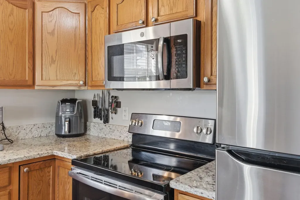 204 Village Drive Frankfort KY 40601