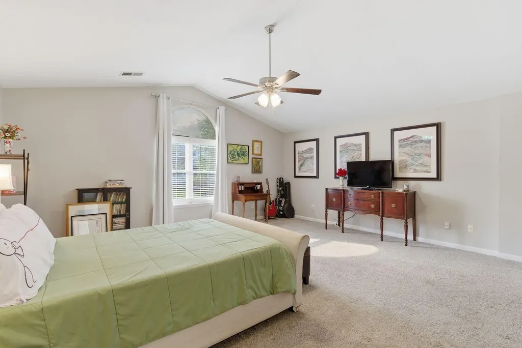 204 Village Drive Frankfort KY 40601
