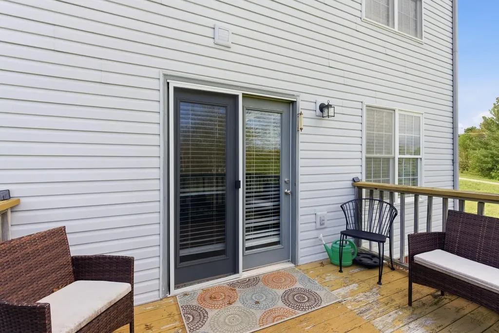 204 Village Drive Frankfort KY 40601
