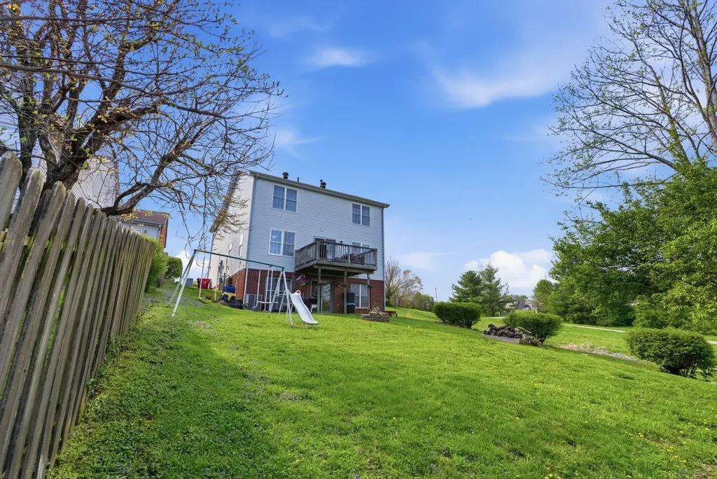 204 Village Drive Frankfort KY 40601