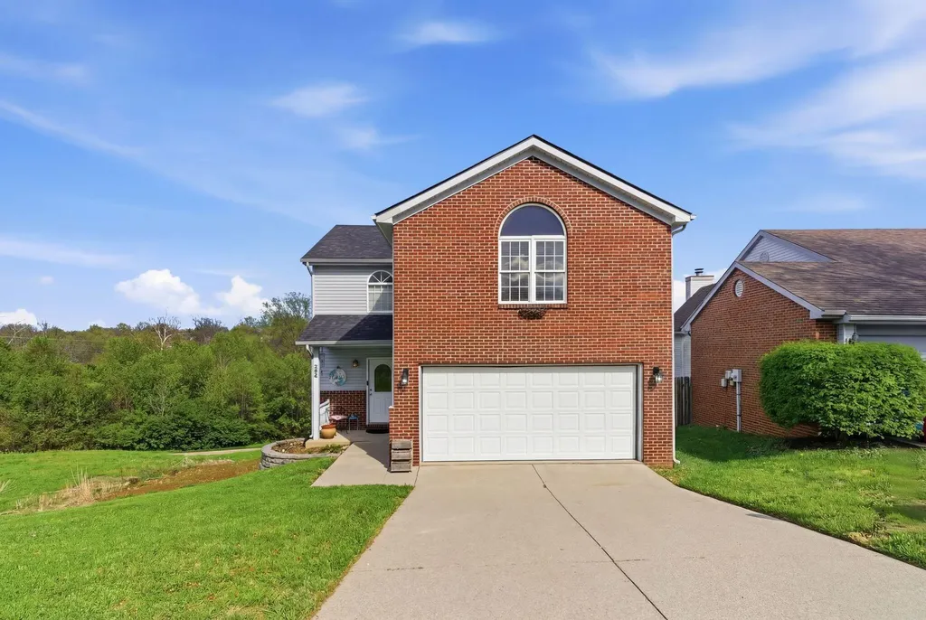 204 Village Drive Frankfort KY 40601
