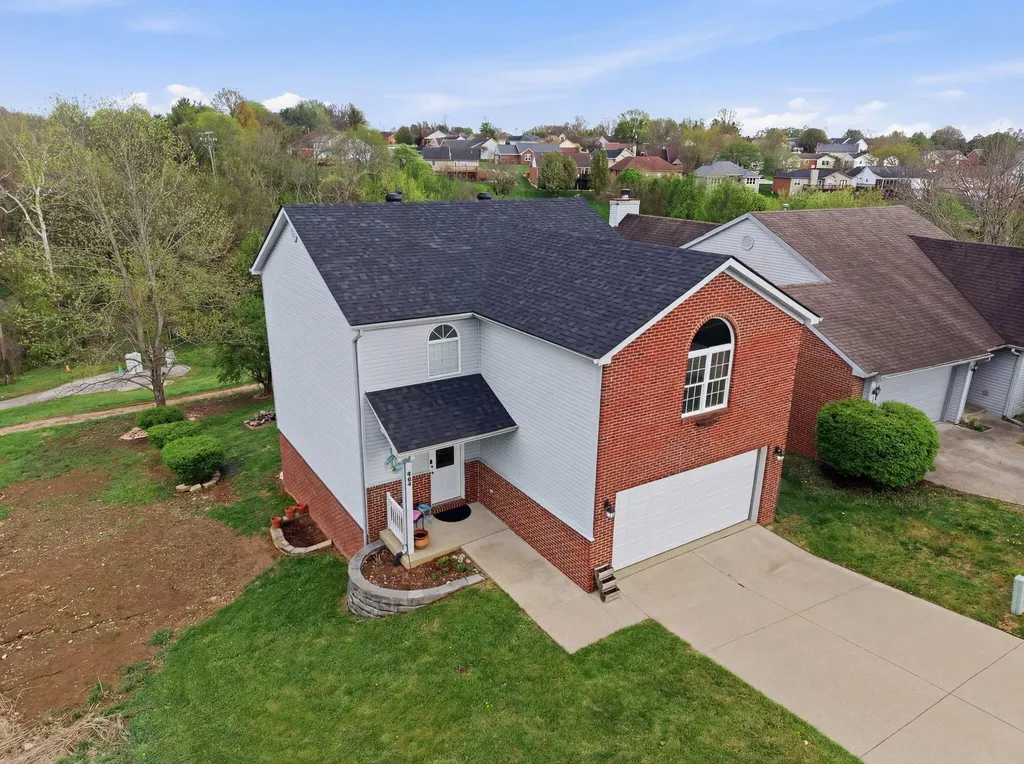 204 Village Drive Frankfort KY 40601