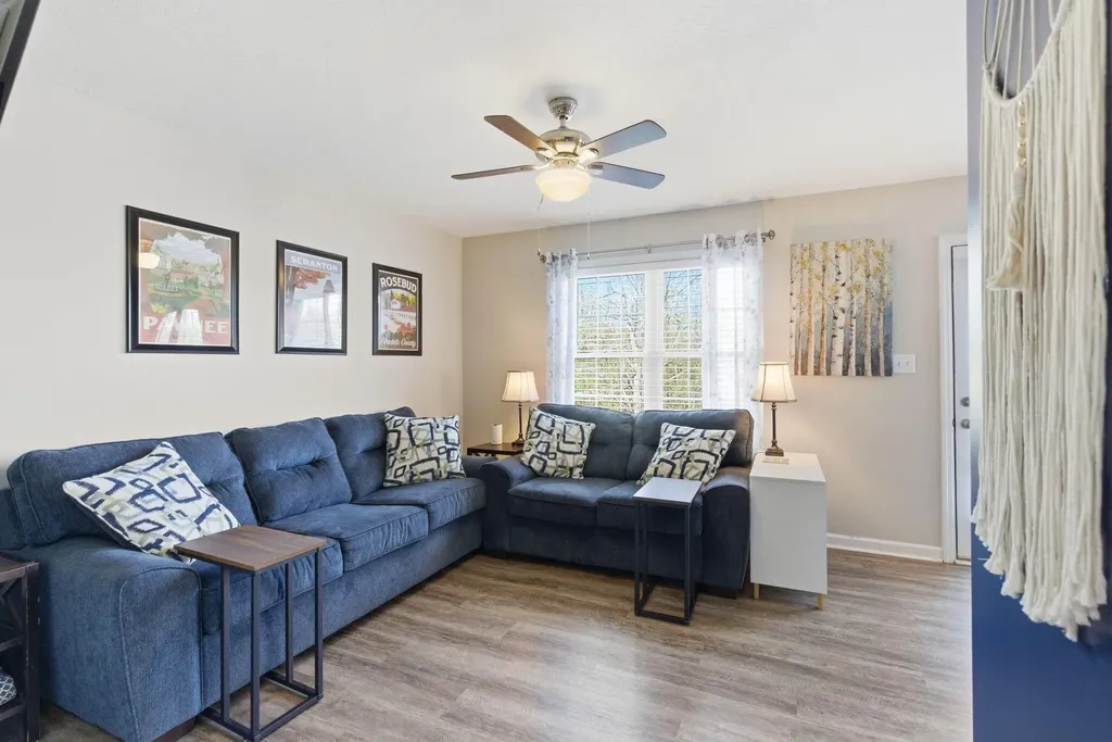 204 Village Drive Frankfort KY 40601