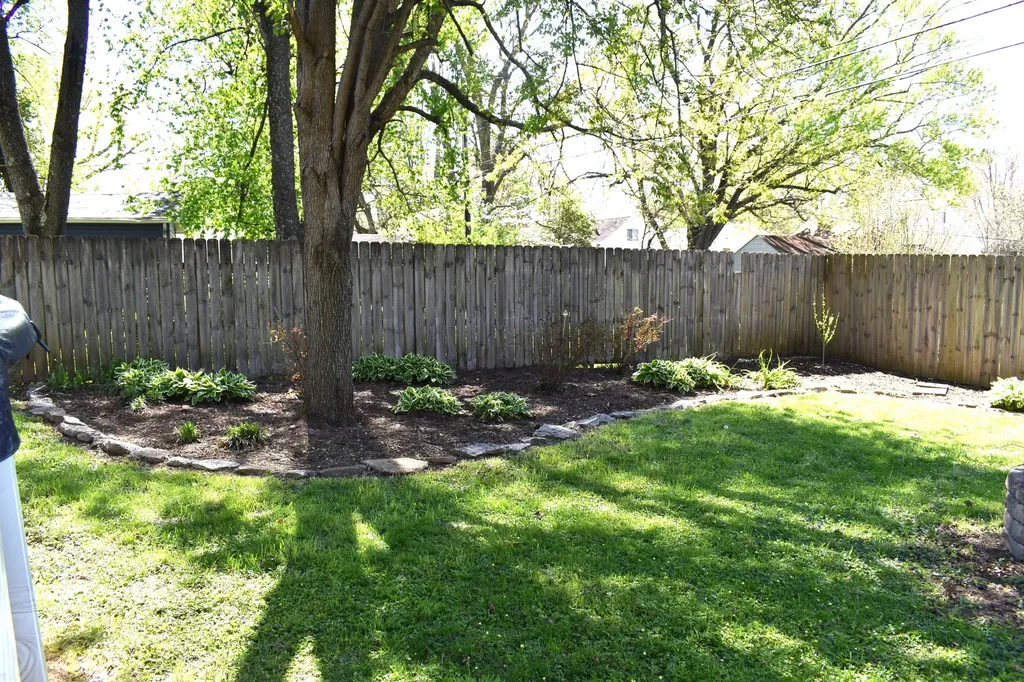 866 Cheryl Lane Lexington KY 40504