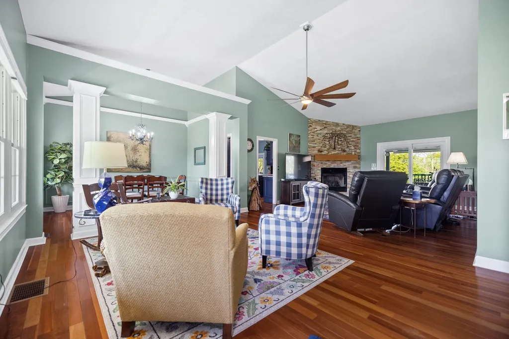 14 Brookview Lane London KY 40744