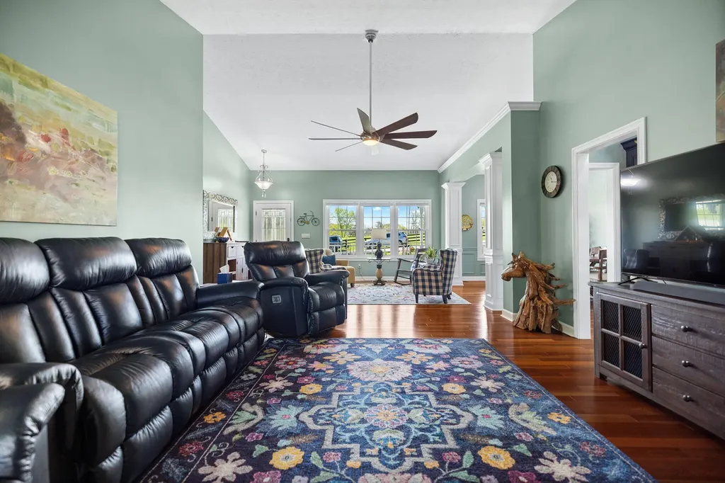 14 Brookview Lane London KY 40744