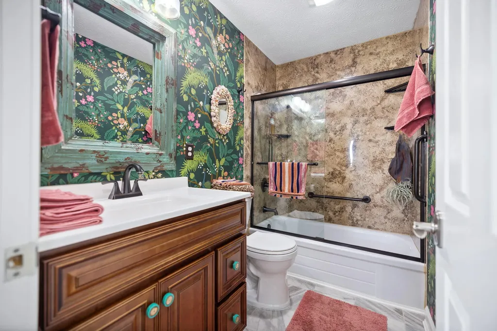 14 Brookview Lane London KY 40744