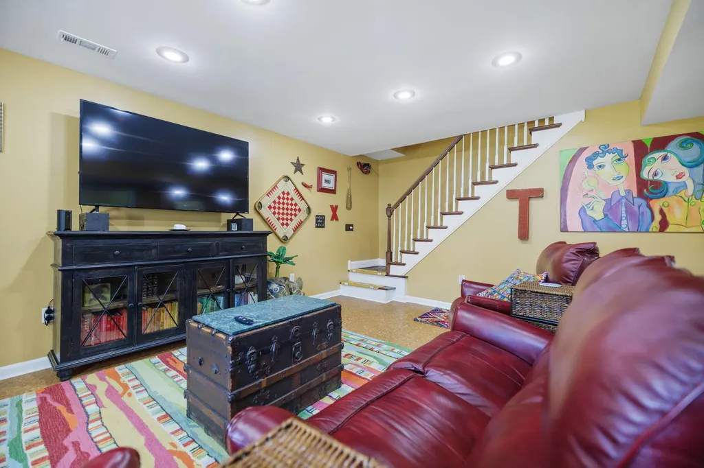 14 Brookview Lane London KY 40744