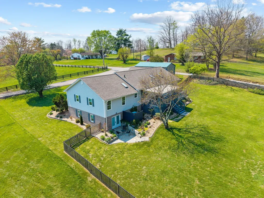 14 Brookview Lane London KY 40744