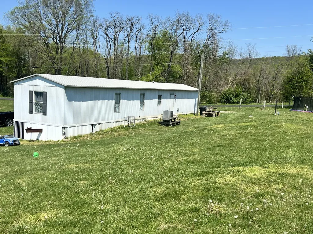222 Wright Hollow Road Monticello KY 42633