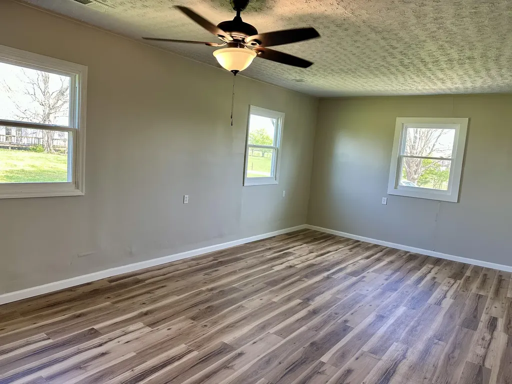 140 Historic Lane Cynthiana KY 41031