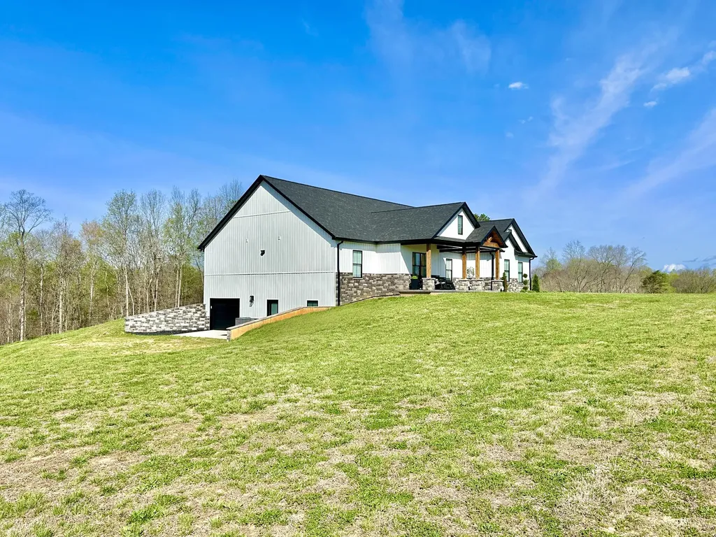 808 Goldenberg Lane Somerset KY 42503