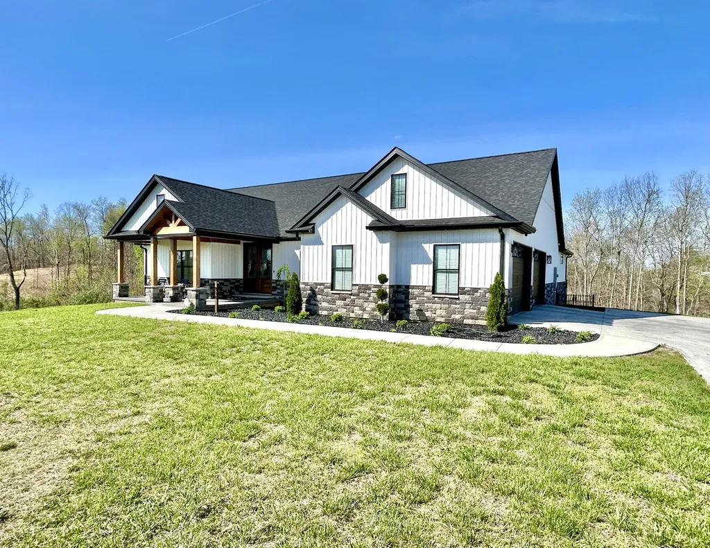 808 Goldenberg Lane Somerset KY 42503