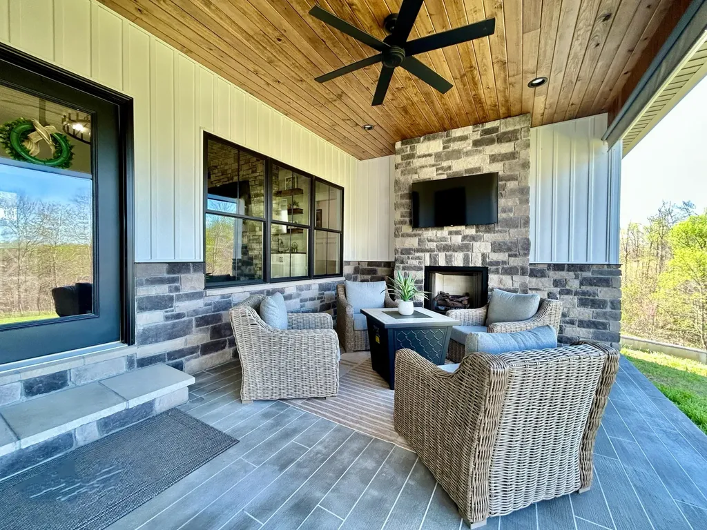 808 Goldenberg Lane Somerset KY 42503