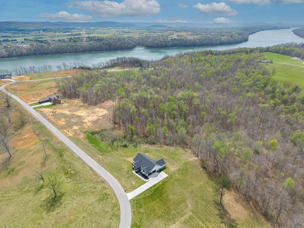 808 Goldenberg Lane Somerset KY 42503