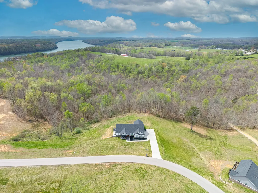 808 Goldenberg Lane Somerset KY 42503