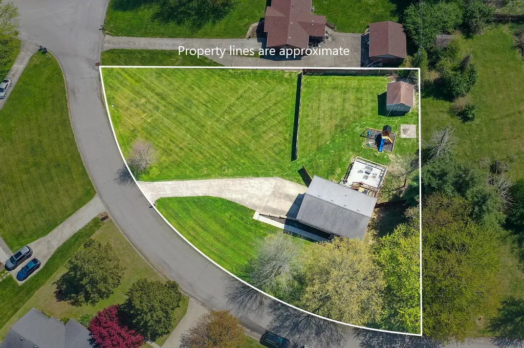 121 Eastland Drive Paris KY 40361