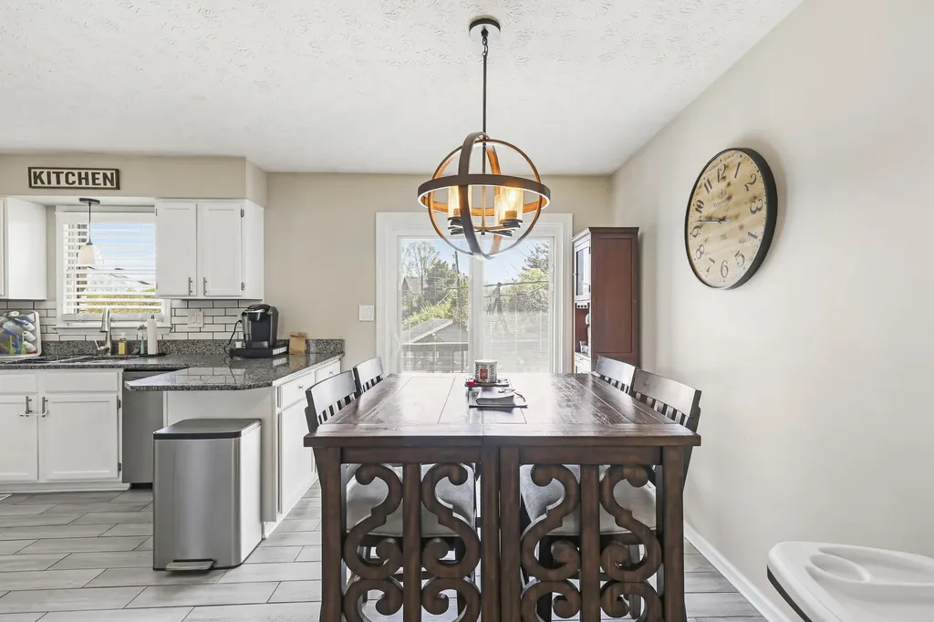 121 Eastland Drive Paris KY 40361