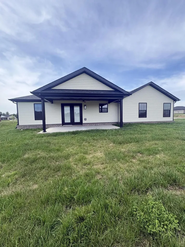 224 Navajo Drive Richmond KY 40475