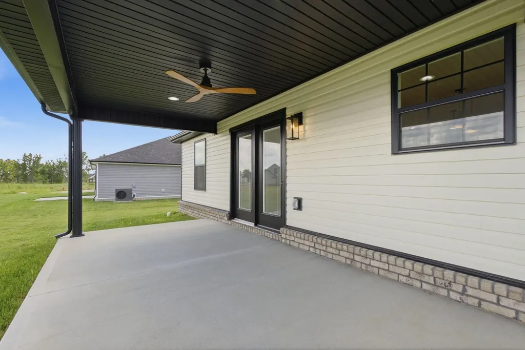 224 Navajo Drive Richmond KY 40475